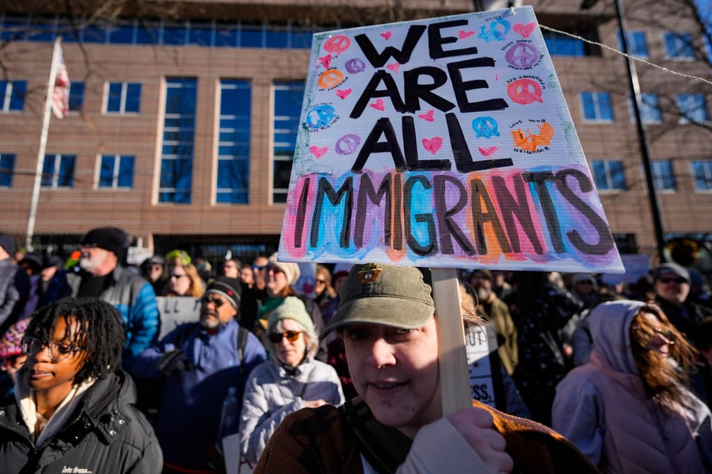 En el Día de Muertos, familias y activistas protestarán en Atlanta para recordar a los migrantes fallecidos bajo custodia de ICE