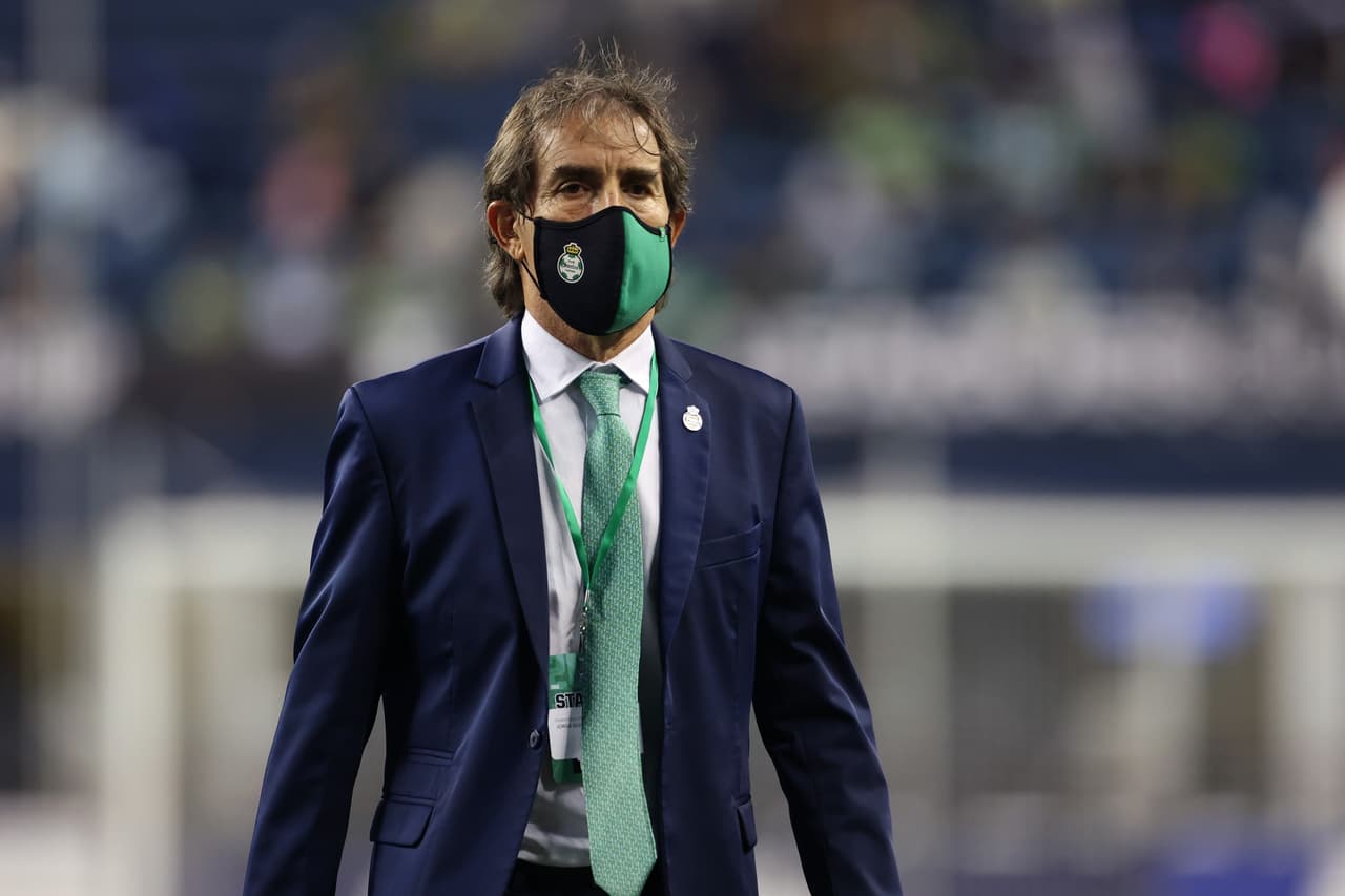 Almada niega que la eliminación ante el Sounders sea un fracaso