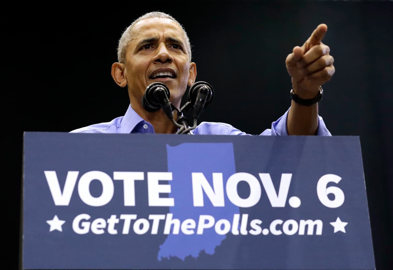 Obama hace campaña contra Trump en el décimo aniversario de su victoria