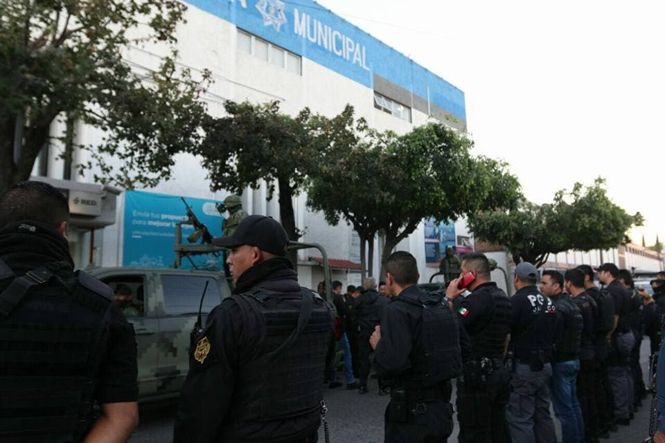 Gobierno mexicano desarma a una policía municipal infiltrada por el cártel Jalisco Nueva Generación