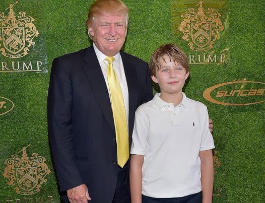 Barron tiene 10 años. Su papá tenía 59 años cuando nació. Actualmente concurre a una escuela privada en New York City y vive con sus padres en Manhattan.