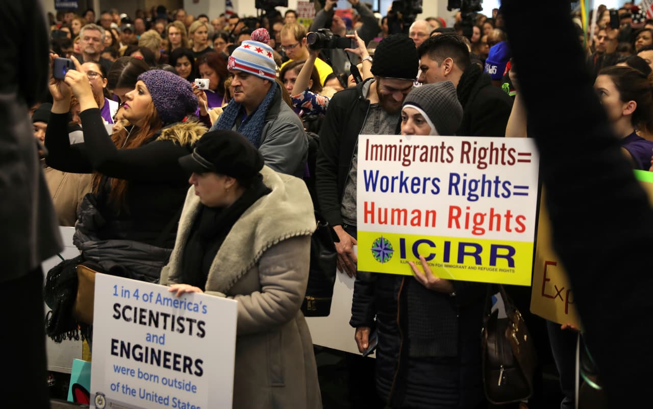 <b>Chicago, Illinois. </b>Some 1,200 people took to the streets to protest against the "threat" posed by President-elect Trump's immigration policy.