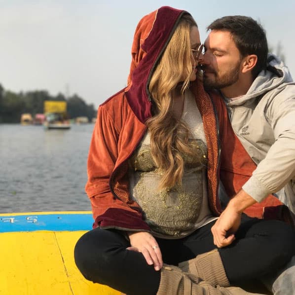 Seguramente le enseñarán este tierno álbum de fotos a Matías cuando crezca.