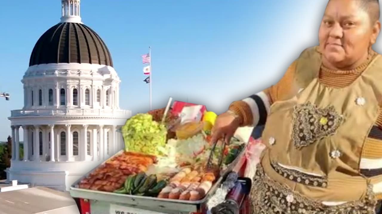 Por voto mayoritario, representantes del Senado de California aprobaron la propuesta de la ley SB 792, que flexibiliza el código de salud en el estado y evitará que los
<a href="https://www.univision.com/local/los-angeles-kmex/2500-dolares-vendedores-ambulantes-indocumentados-california-fotos" target="_blank">vendedores ambulantes</a>, especialmente lo de comidas, sean criminalizados durante inspecciones de salud.