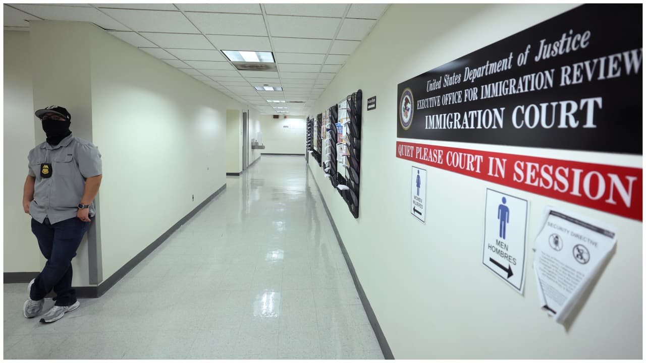 Corte permite poner fin al parole humanitario a cubanos, venezolanos, nicaragüenses y haitianos