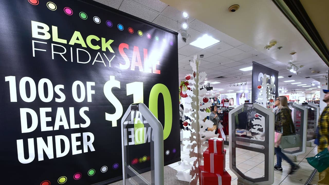 ¿Qué está abierto y qué está cerrado durante Thanksgiving y Black Friday?