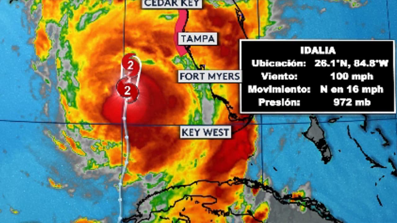 Idalia se convierte en un huracán de categoría 2 con vientos de hasta 100 mph