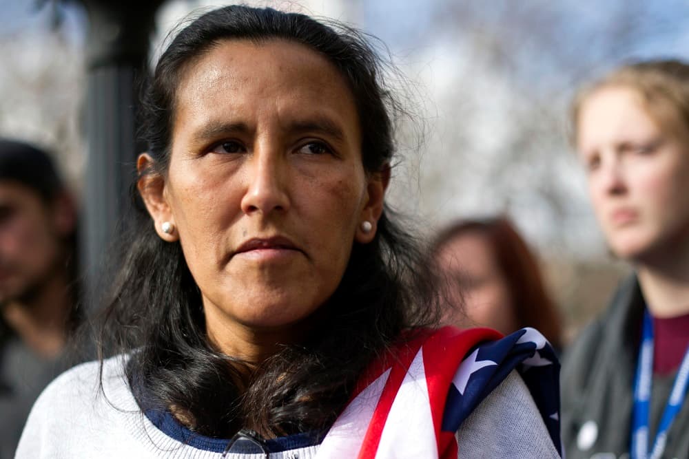 Jeanette Vizguerra, the undocumented Mexican who took refuge in a church in Dever to avoid deportation, has become the face of the millions of undocumented people in the United States who are afraid of the new administration. "She came to this country not to rape, murder, or sell drugs, but to create a better life for her family,"
<a href="http://time.com/collection/2017-time-100/4736271/jeanette-vizguerra/" target="_blank">the magazine explains</a>.