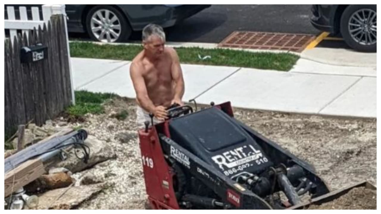 <b>4. Una remodelación de jardín que generó millones. </b>La noticia de que, al remodelar su jardín en Nueva Jersey,
<a href="https://www.univision.com/local/nueva-york-wxtv/remodela-jardin-halla-dolares-enterrados">Rich y Suzanne Gilson</a> descubrieron miles de dólares en billetes de 1934, de 10 y 20, pasó varias semanas entre las más vistas de Univision 41. Solo en Facebook, recibió casi 20,000 corazoncitos.