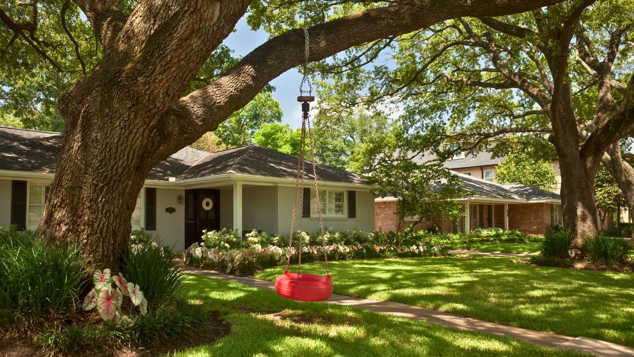 <h3 class="cms-H3-H3">Bono por el Mundial: el mensaje sonó tentador</h3> Airbnb
<b>pagará 750 dólares a quienes ofrezcan hospedaje durante el Mundial.</b>
<br>En el norte de Texas, donde habrá partidos, la oferta es real. También
<b>es más compleja de lo que parece.</b>
<br>La plataforma Airbnb anunció
<b>un incentivo para atraer anfitriones nuevos en las 16 ciudades sede, entre ellas Dallas - Fort Worth.</b>
<br>El bono es de 750 dólares y aplica
<b>a quienes publiquen por primera vez una “casa completa” </b>y completen su primera estancia con salida del huésped antes del 31 de julio de 2026.
<br>👉🏻
<b>No es el pago por la renta:</b> es un extra, adicional a lo que cobre el anfitrión por noche.