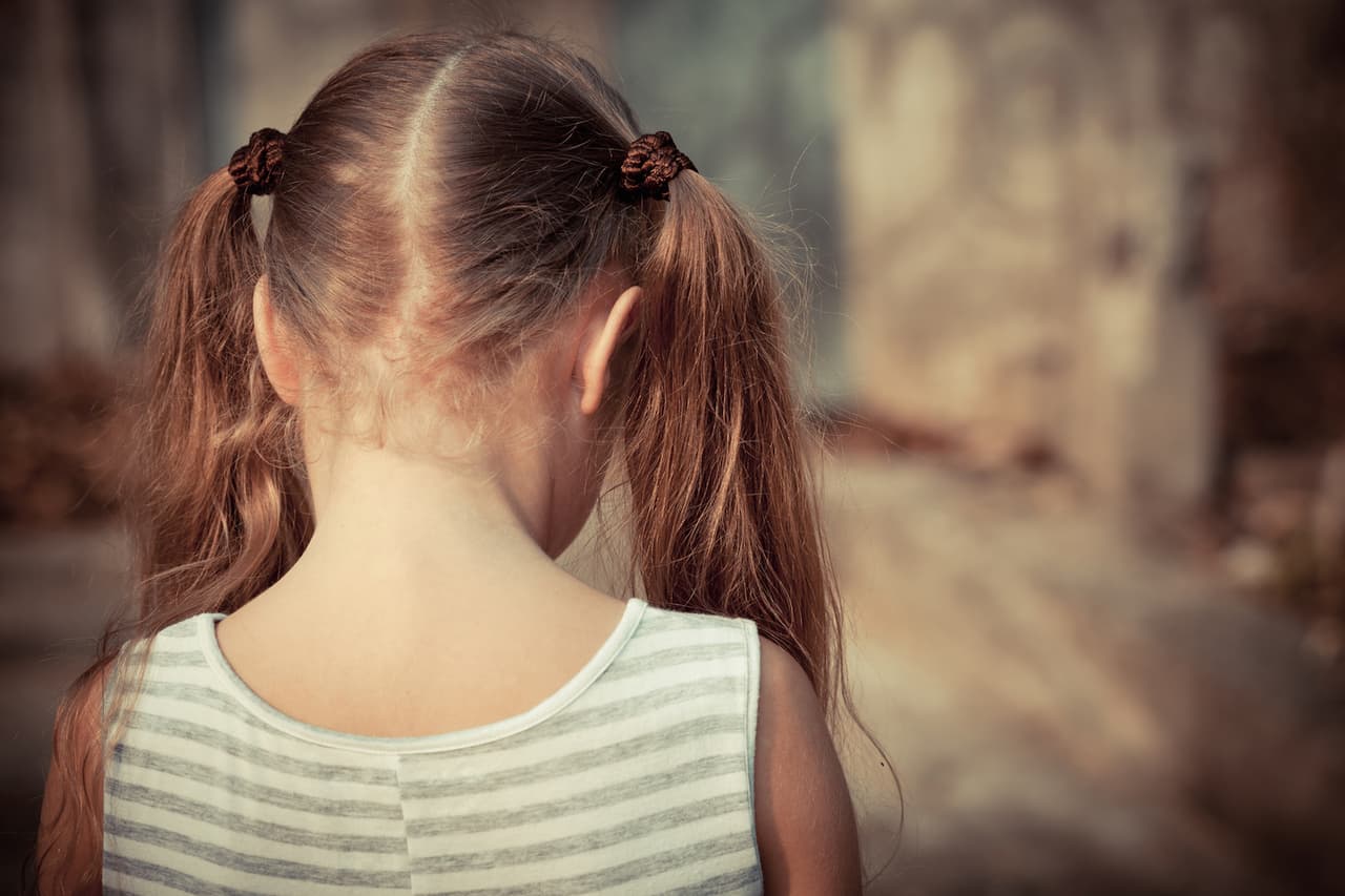 A qué suelen tener miedo los niños y cómo ayudarles a superarlo