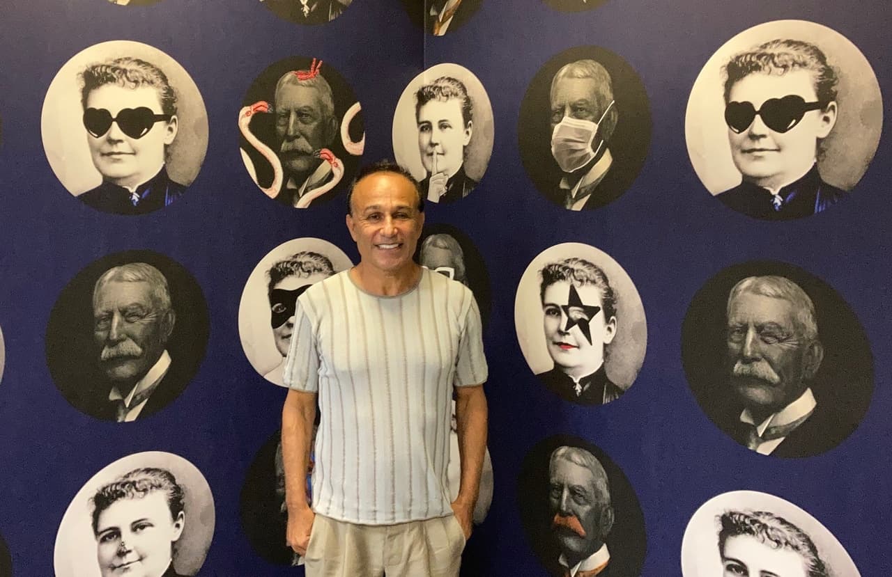 Real estate entrepreneur Moishe Mana came to Miami inspired by the incomplete vision of Henry Flagler, the American industrialist who developed Florida's east coast in the late 19th century. He has ambitious plans to turn downtown Miami into a technology center. In his office he has a mural of some of the great figures of Miami's history.
<br>