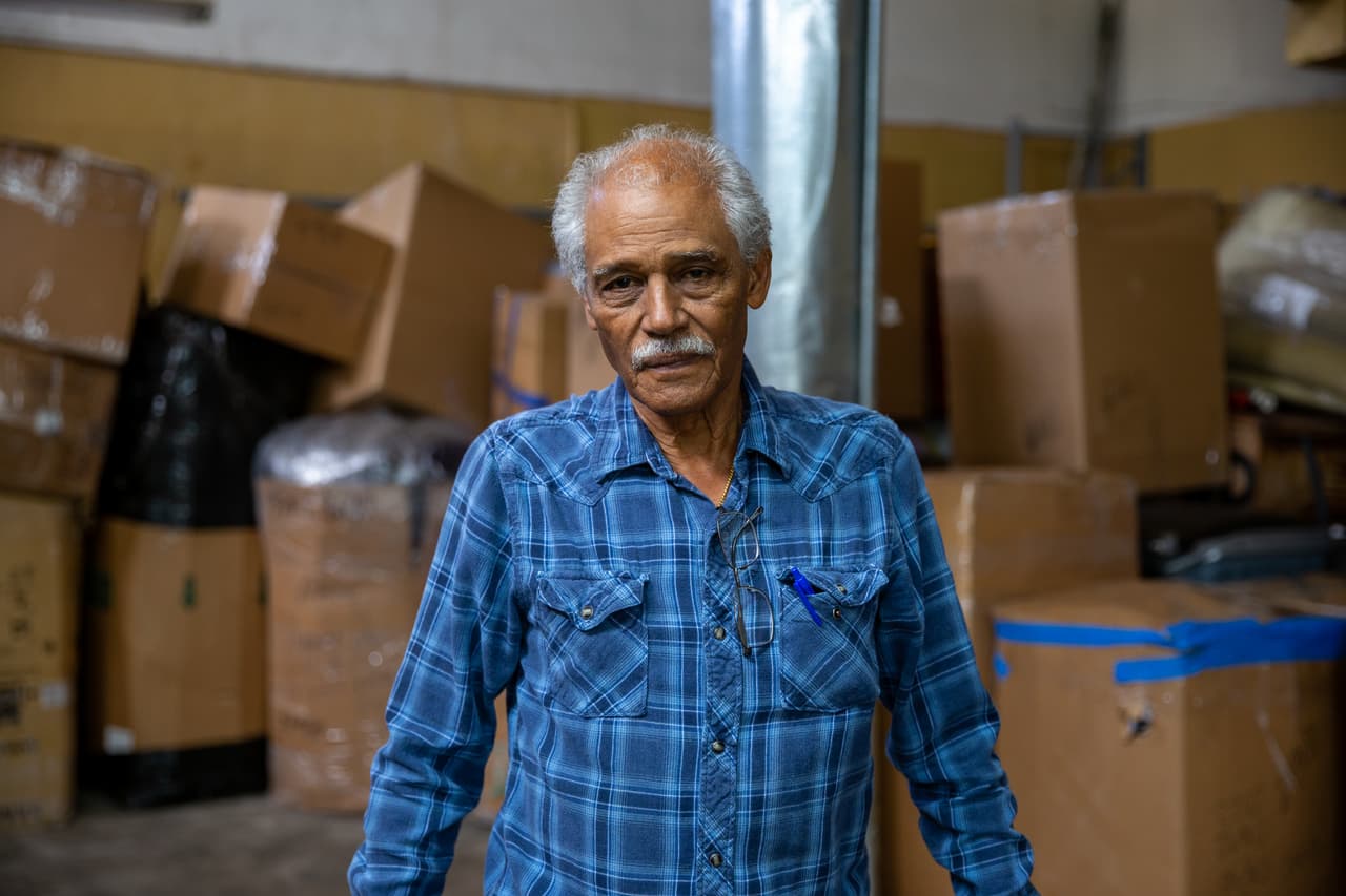 En fotos: cómo cinco pequeños empresarios hispanos luchan por hacer frente a la inflación