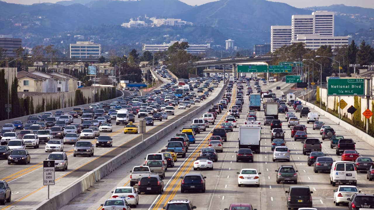 California es uno de los peores estados para conducir en el país