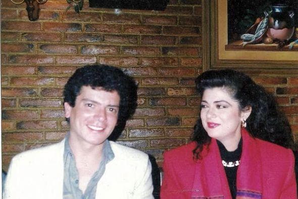 Garza narró que muy temprano le avisaron de la triste noticia: "En la mañana me llegan a tocar, estaba yo dormido: 'Se acaba de matar Viridiana', fue terrible,
<b>no encuentras la explicación</b>, la justificación, dijeras tú iba mal, tomada, no, nada, iba normal", aseguró el protagonista de 'Simplemente María'.
<br>