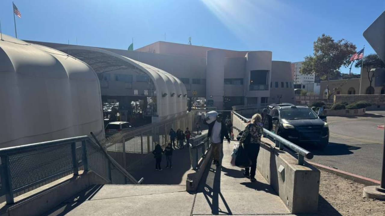 No solo a quienes entran a EEUU: Agentes de ICE están revisando en Nogales a quienes salen del país