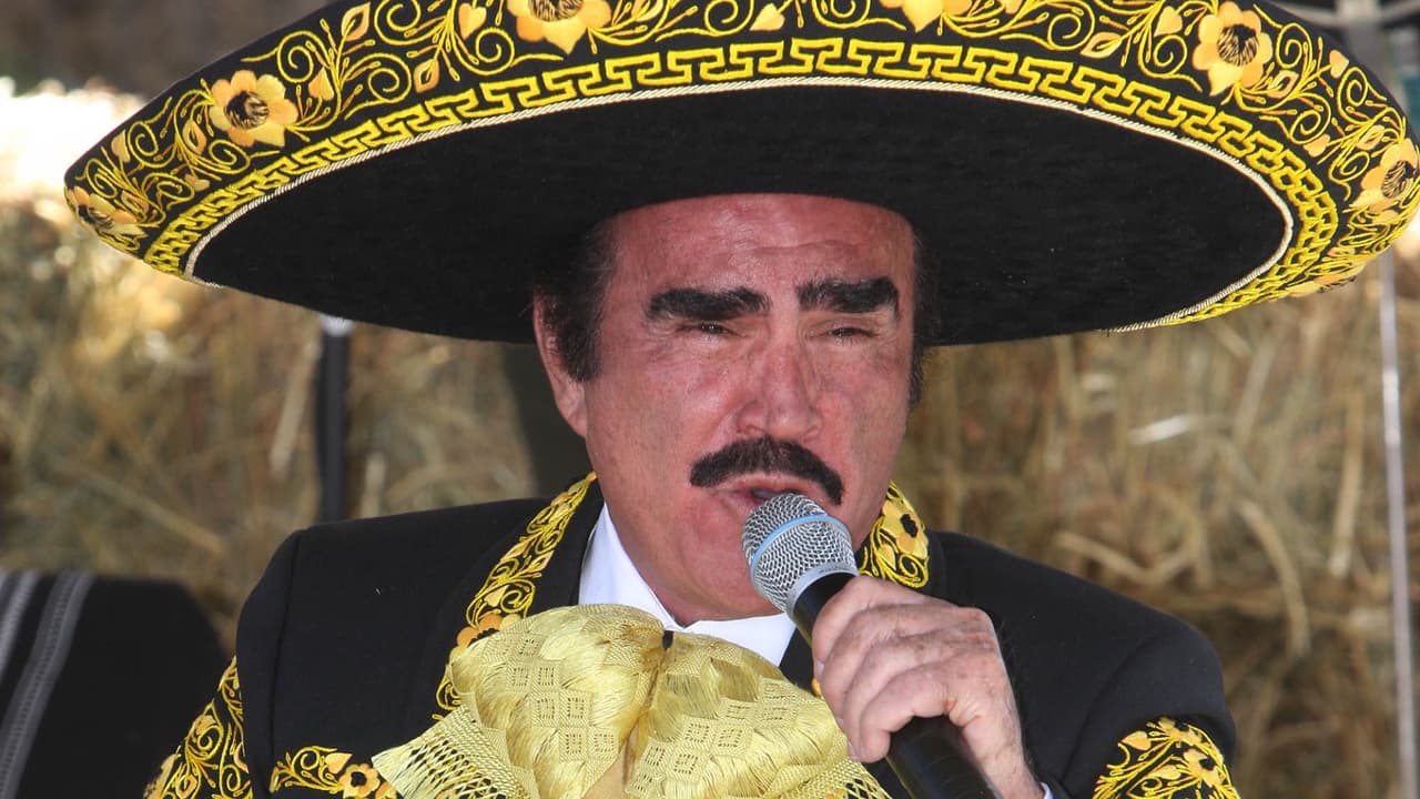 Hija adoptiva de Vicente Fernández revela la causa de la muerte del cantante