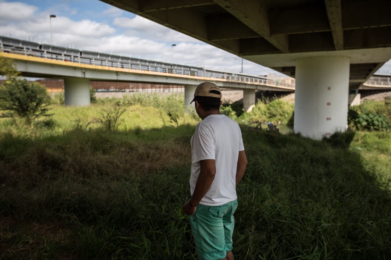 Este fue el lugar en el que Damián vio por última vez a su hijo: "¿Sabes qué duro es ver que su hijo se va por ese puente y que probablemente no lo vuelvas a ver?".