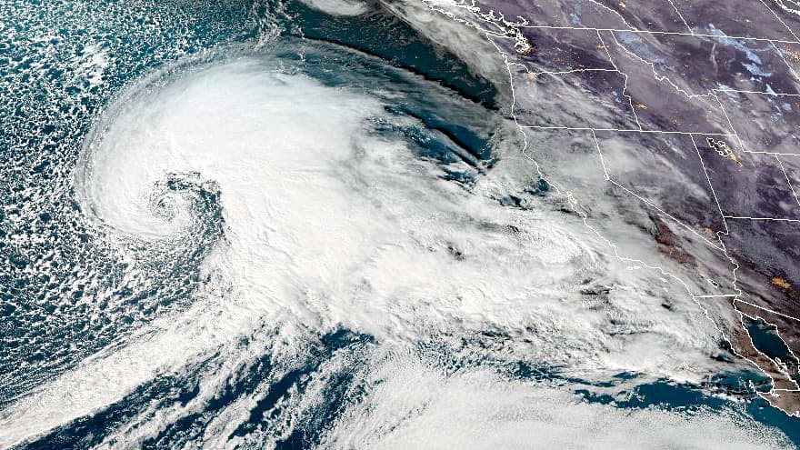 ¿Qué son los ríos atmosféricos que afectan a California y por qué son peligrosos?
