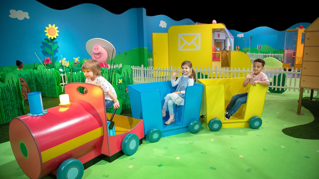 El parque temático de
<b>Peppa Pig llega al norte de Texas en 2024 </b>y estará en North Richland Hills, precisamente en el antiguo Mountasia Family Fun Center cerca de NRH2O Family Water Par.
<br>