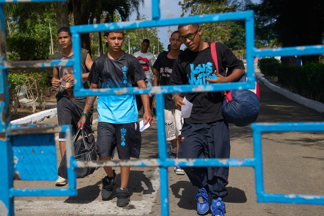 Cuba inicia liberación de presos tras indulto a más de 2,000 personas