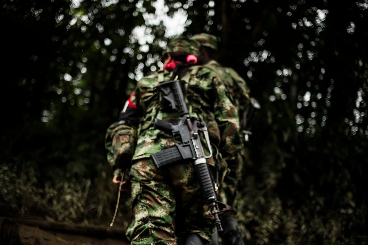 Al menos 23 muertos deja un enfrentamiento entre grupos guerrilleros rivales en Colombia