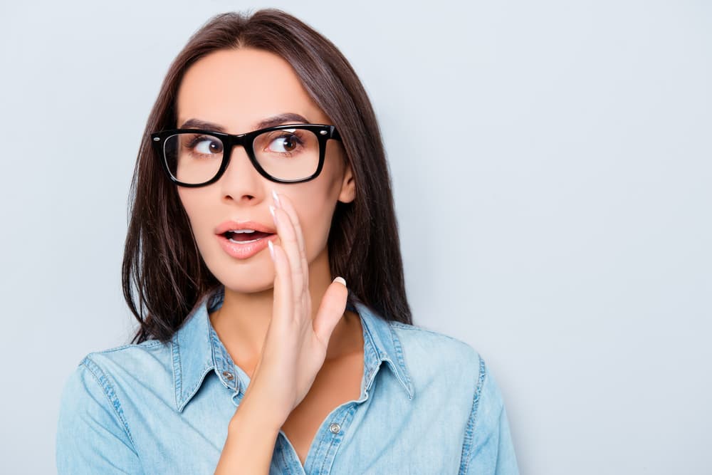 <b>Géminis</b>
<br>
<b>Mercurio retrógrado te forzará a ser muy cuidadoso con tus palabras</b>
<br>Mercurio, tu regente, el planeta de las comunicaciones, entrará retrógrado el día 9 en el signo de Tauro y posteriormente pasará a Aries el día 20, cuando esto ocurre debes ser muy cuidadoso porque lo que dices tiende a ser mal interpretado. No es nada catastrófico ni negativo, solamente una advertencia para que no vayas a reaccionar de forma emocional frente a una situación determinada. El amor está muy bien auspiciado, pero particularmente si eres discreto y no hablas lo que no debes, o sea, piensas antes de soltar la lengua, geminiano.