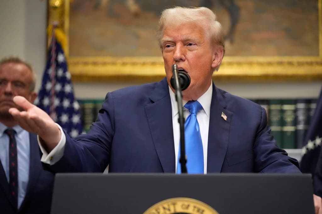 Trump revive su época del covid-19 con consejos médicos no comprobados: esta vez sobre el autismo y el Tylenol