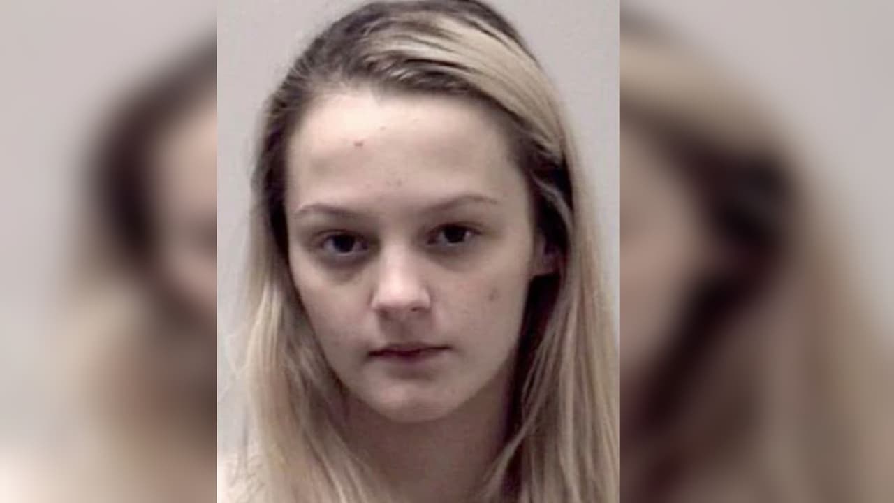 Una madre ahogó a su hijo al dormirse con él en el pecho en la bañera: será acusada de asesinato