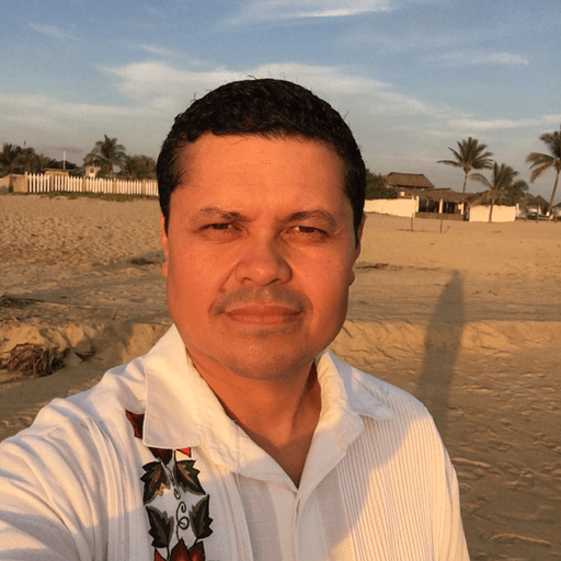 Isaías Alvarado's profile picture