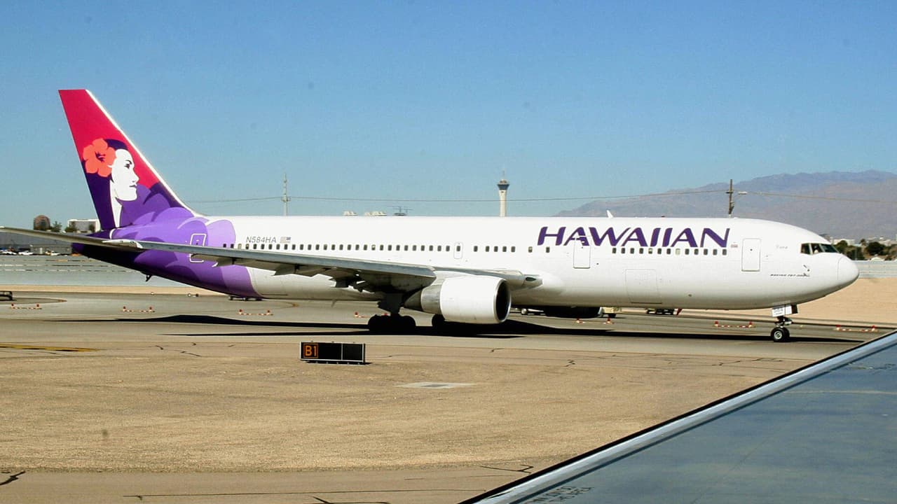 Informe apunta a error humano por la turbulencia que afectó vuelo de Hawaiian Airlines