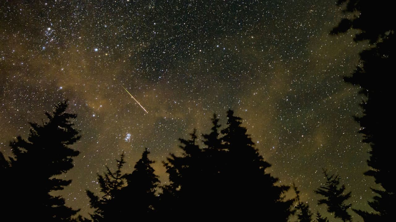 Cómo ver las Perseidas: la impresionante lluvia de estrellas alcanza su punto máximo