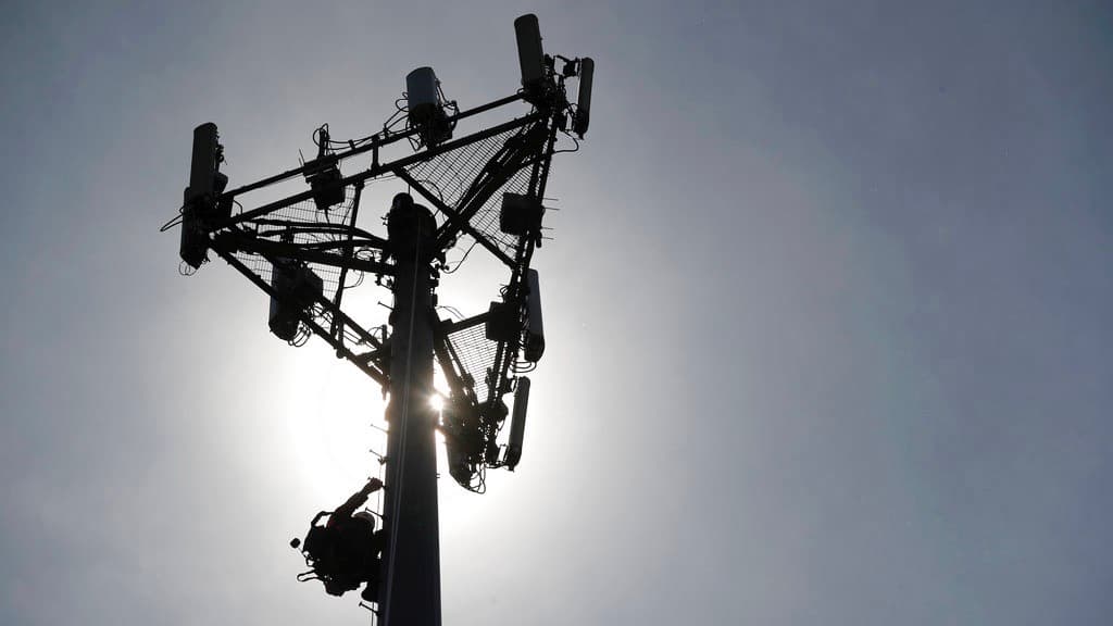 ¿El eclipse solar total interrumpirá el servicio de telefonía en algunas zonas de EEUU? Te respondemos