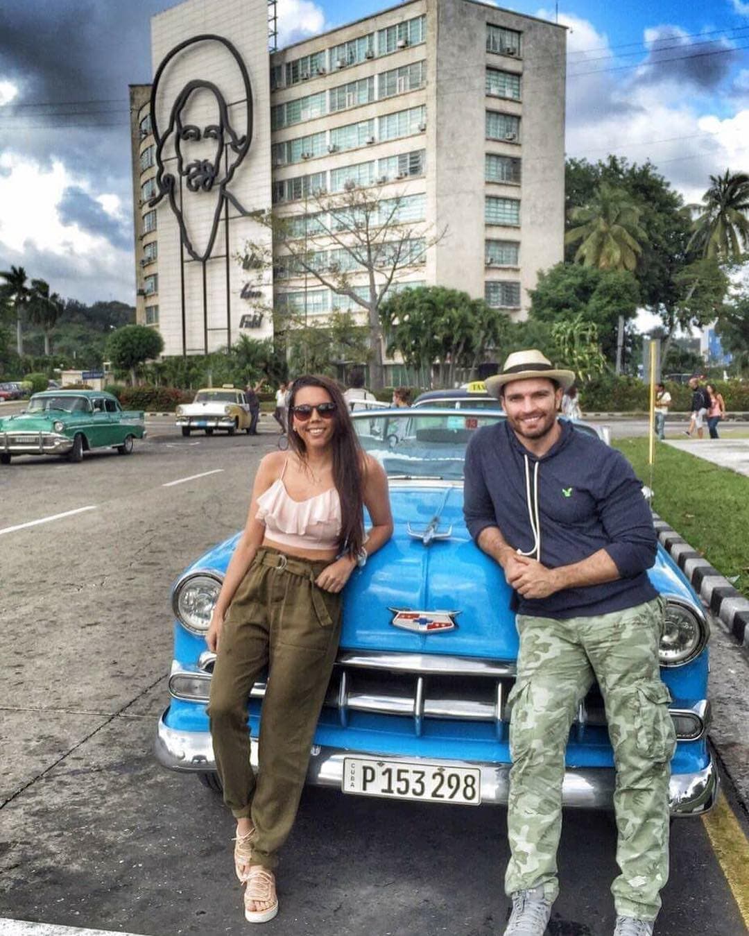 Hoy en día Nicolle es una bella mujer de 30 años de edad, y junto a su padre lanzaron la marca de ropa 'Gil'.