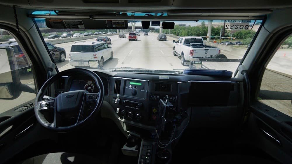 Si te encuentras un camión rodando sin chofer en Texas, no te asustes