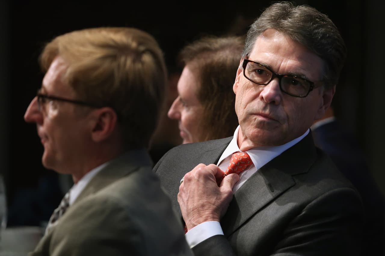 Corte de apelaciones desestima caso criminal de Rick Perry