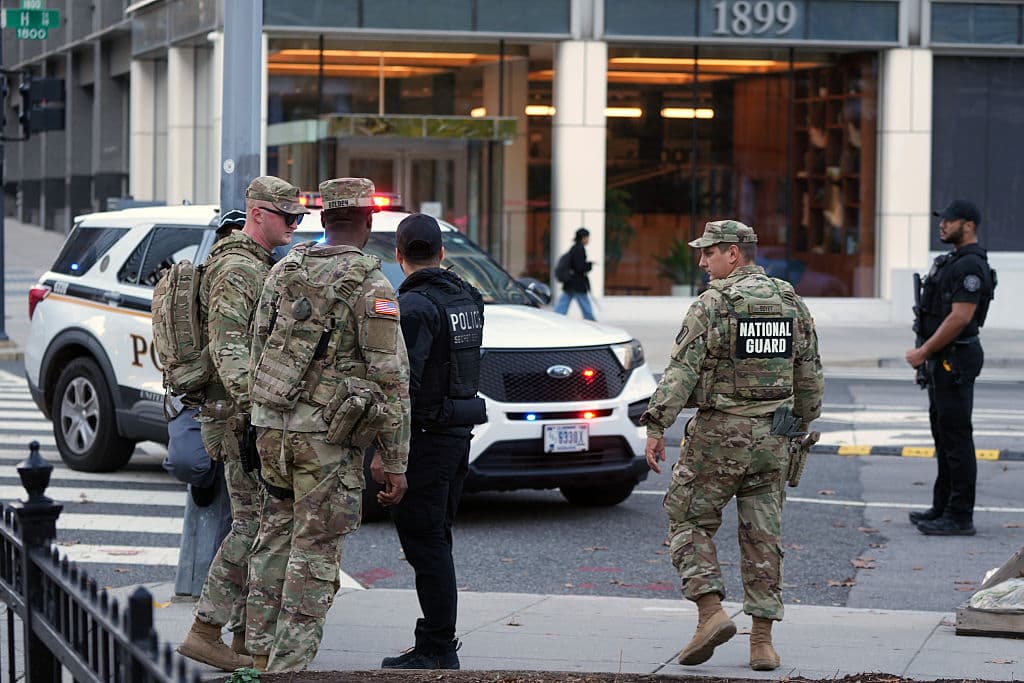 Identifican a los miembros de la Guardia Nacional heridos en DC; dan detalles del sospechoso