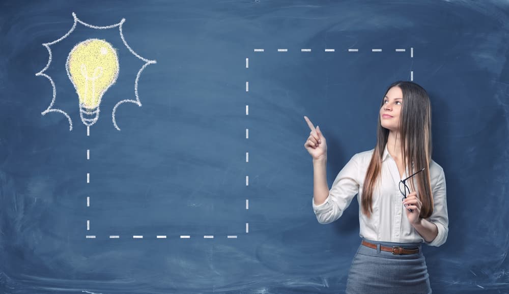 <b>Leo</b>
<br>
<b>Hay planetas retrógrados, pero una energía cósmica a tu favor que te ayudará a encontrar soluciones.</b>
<br>Abril se presenta de una forma algo inestable por los tránsitos retrógrados que tienen lugar en el mismo: Mercurio, Venus, Saturno, Júpiter, un verdadero enjambre cósmico en tu signo Leo. Sin embargo, la oposición de tu regente, el Sol, el día 11 traerá un toque de renovación total en tu vida. Te maravillarás de la manera en que a partir de la segunda quincena del mes se empiezan a solucionar los asuntos pendientes que te tenían muy preocupado.