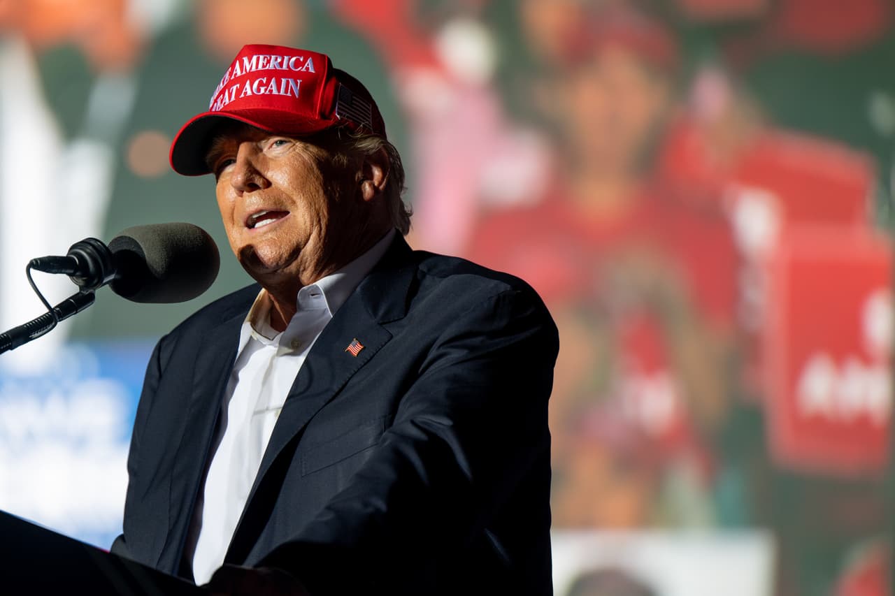 Comité que investiga el asalto al Capitolio asegura que “no permitirá” que Trump haga un “circo” si comparece en vivo