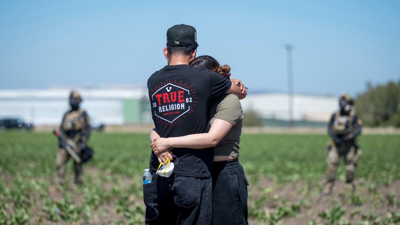 Arrecian los cuestionamientos contra ICE tras la agresiva redada en Ventura, California