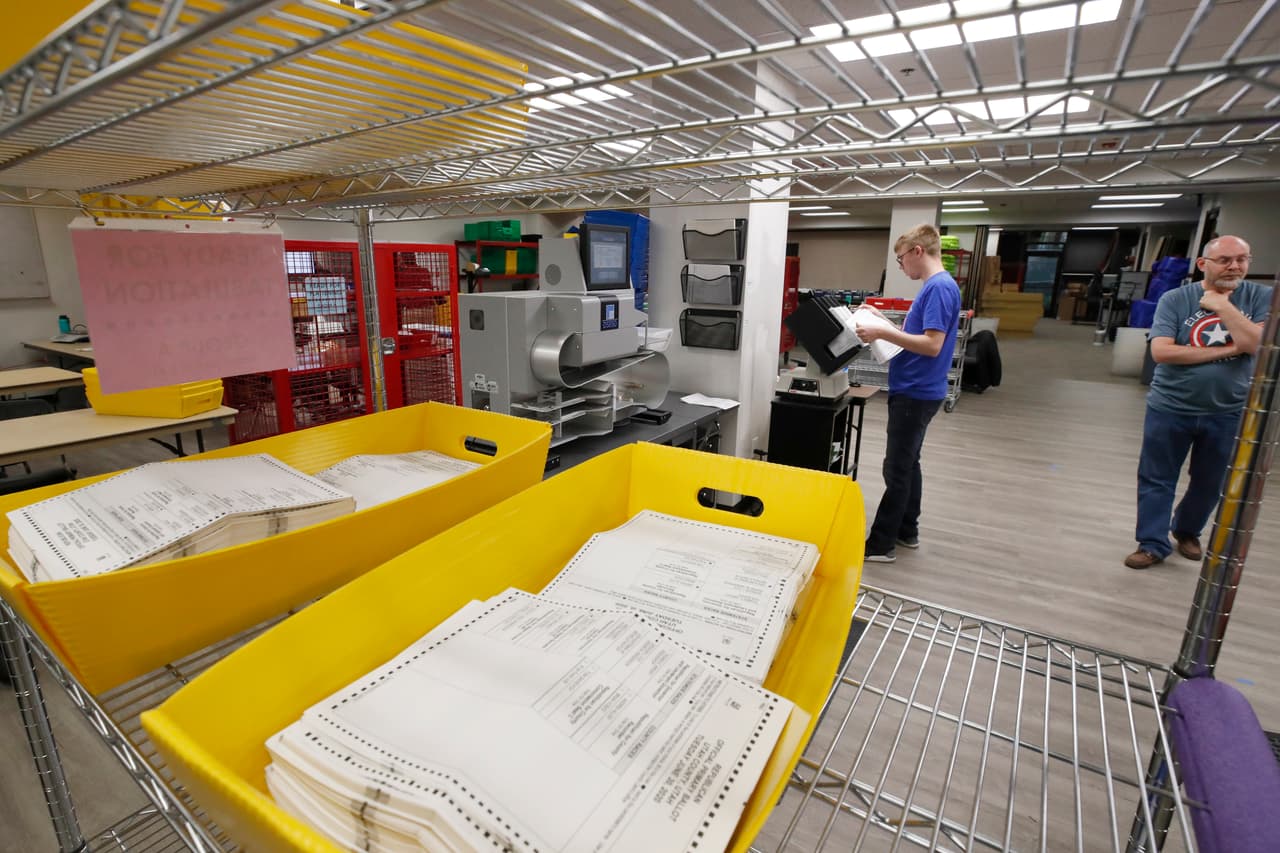 Por la familia, todo: Ruben Gallego on Running to be Arizona’s First Latino Senator