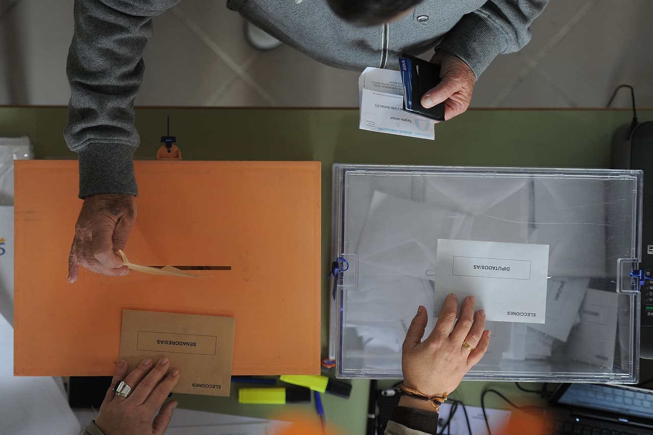 España sale a las urnas por segunda vez sin un favorito claro