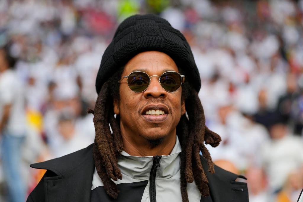 Jay-Z niega las "atroces" acusaciones de violar a una adolescente junto con Sean 'Diddy' Combs