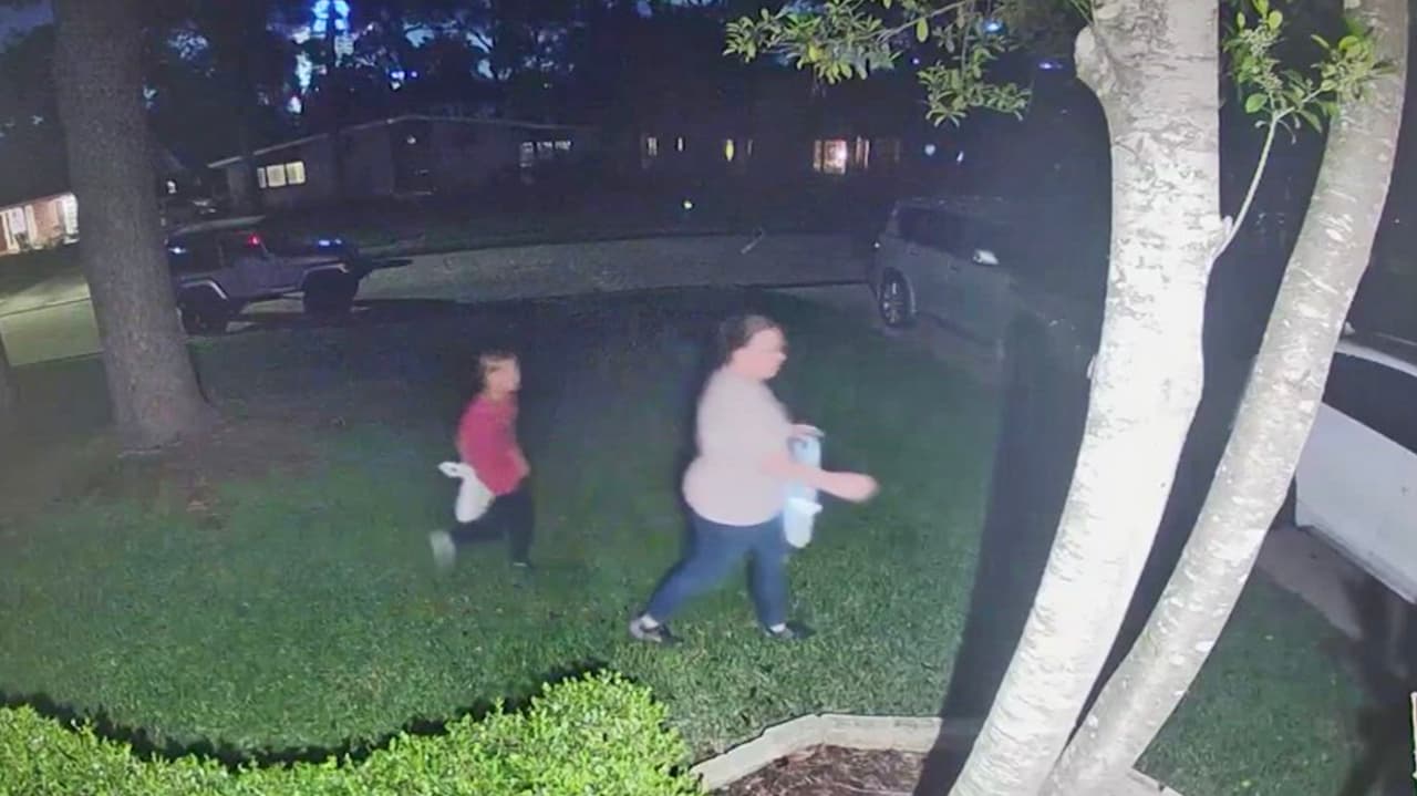 Esconden huevos de Pascua, pero en la casa equivocada: todo queda captado en video