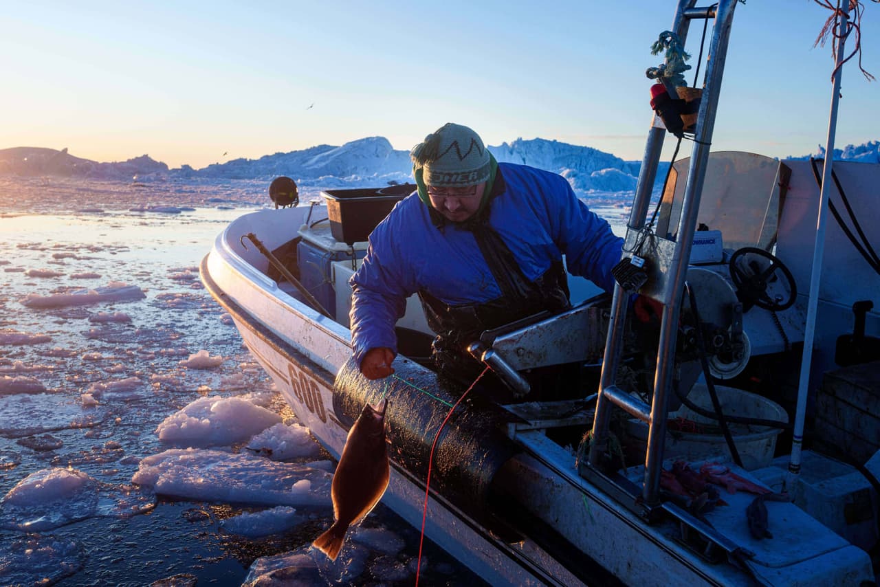 Groenlandia sin hielo: crisis climática golpea a la pesca, base del 95% de su economía