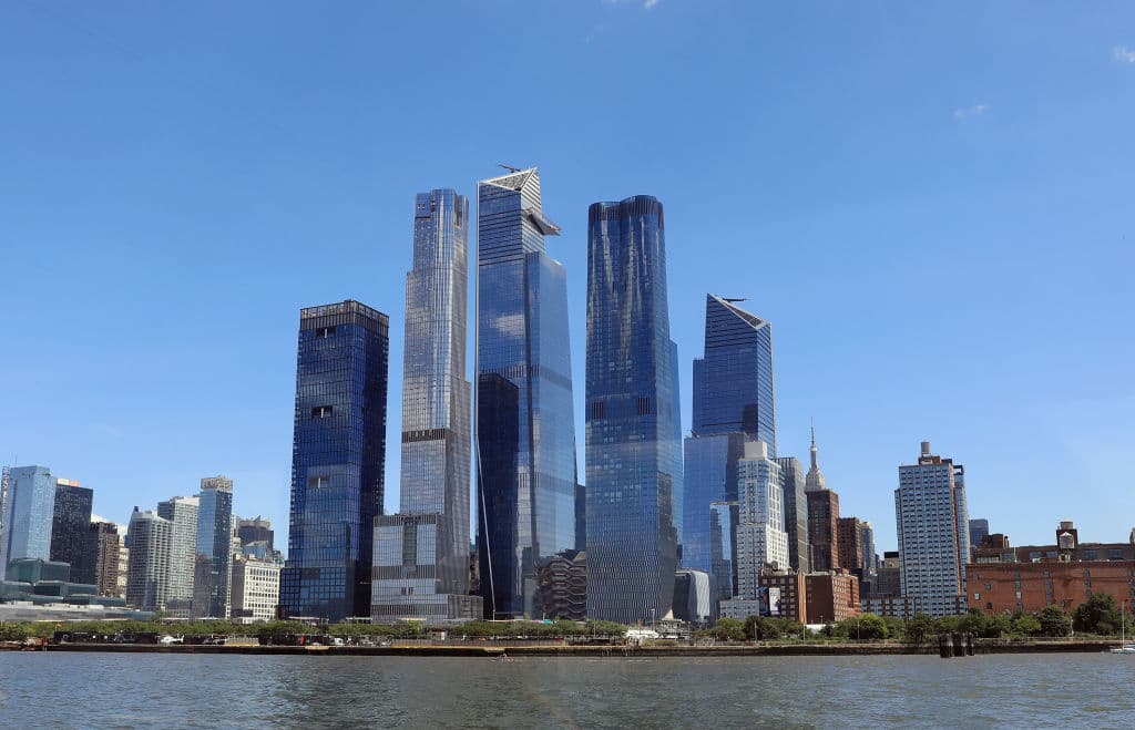 Estas son las 20 ciudades del mundo donde viven más ultrarricos (y 15 son en Estados Unidos)