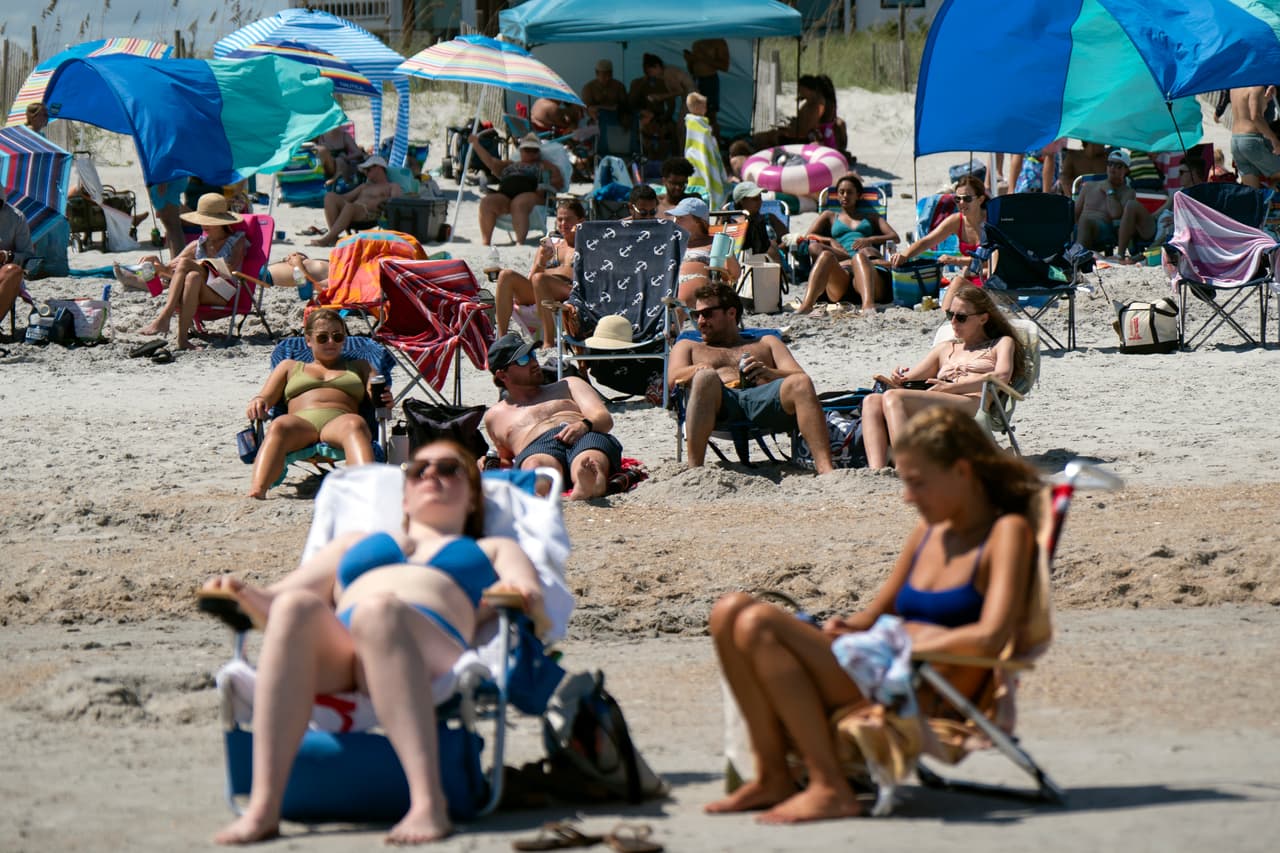 Si quieres nadar y pasarla bien, evita estas 7 playas de Carolina del Norte con alertas activas