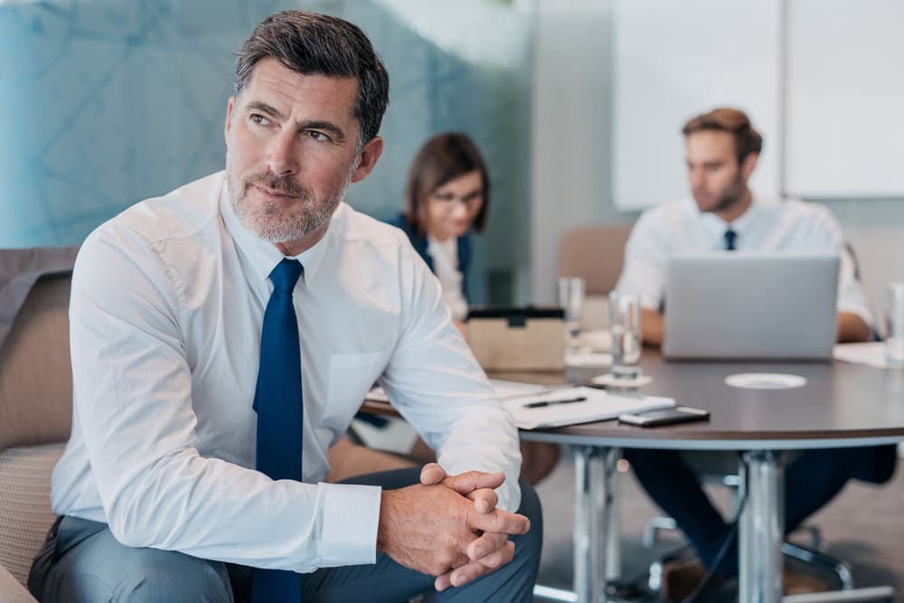Se presentarán situaciones complicadas asociadas con la naturaleza de tu trabajo en las cuales tu experiencia e ingenio serán las que resolverán el problema. La solución obtenida deberás recordarla y guardarla de alguna manera para usarla cuando resurja algo similar.