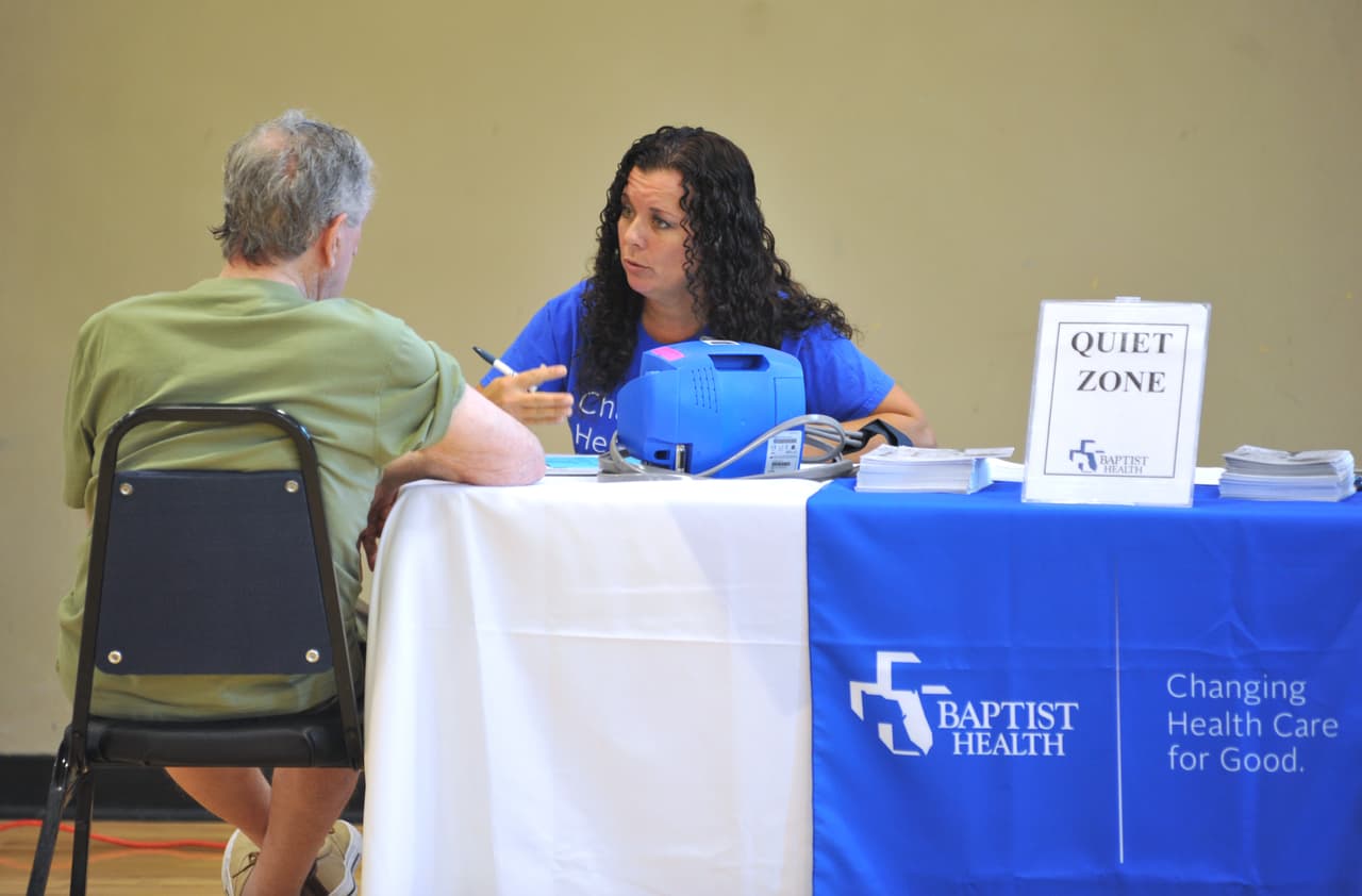 “Al menos de tétanos y difteria hay que poner algún refuerzo”, dice María José Álvarez, médico de familia, miembro de la junta directiva de la Asociación Española de Vacunología.
