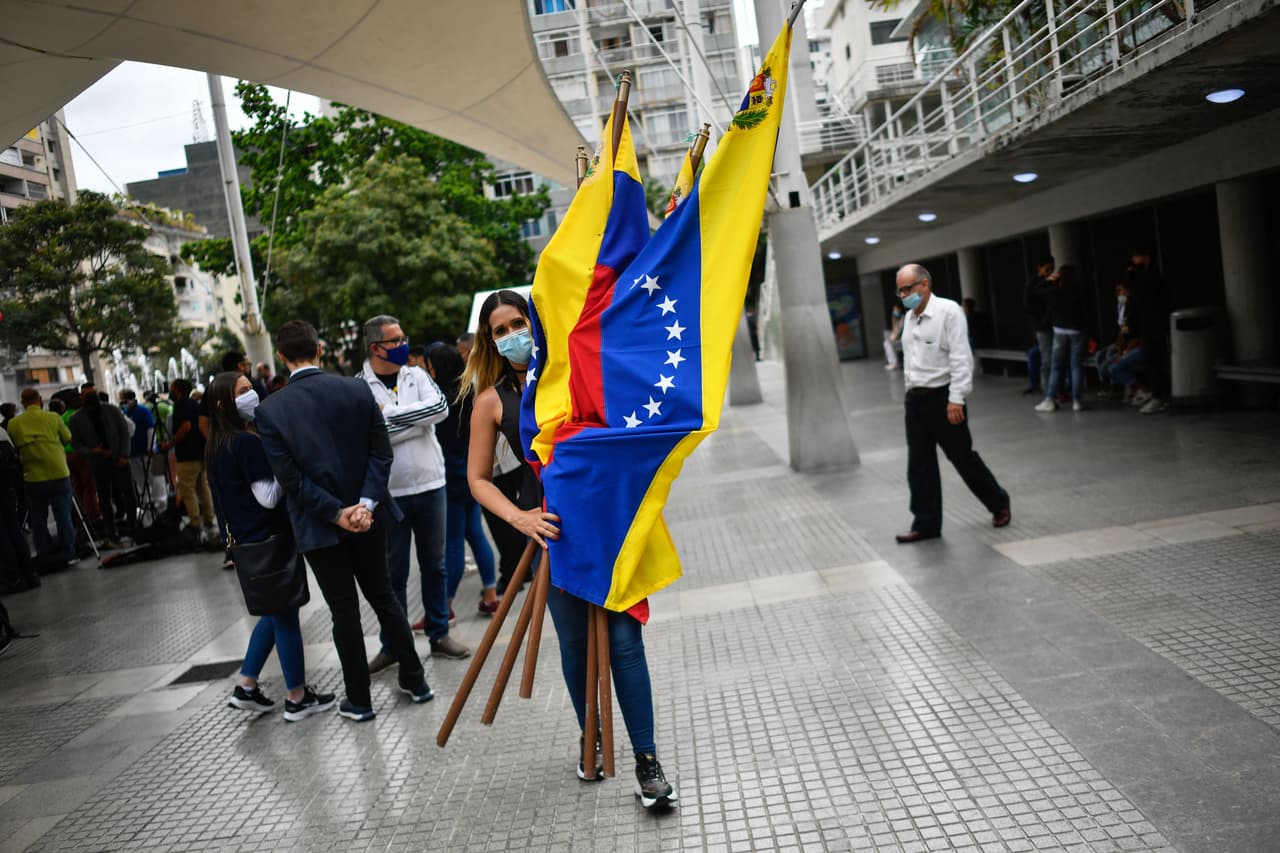 EEUU aclara que sigue considerando a Maduro un gobernante “ilegítimo” tras el fracaso de la "presidencia interina" de Guaidó
